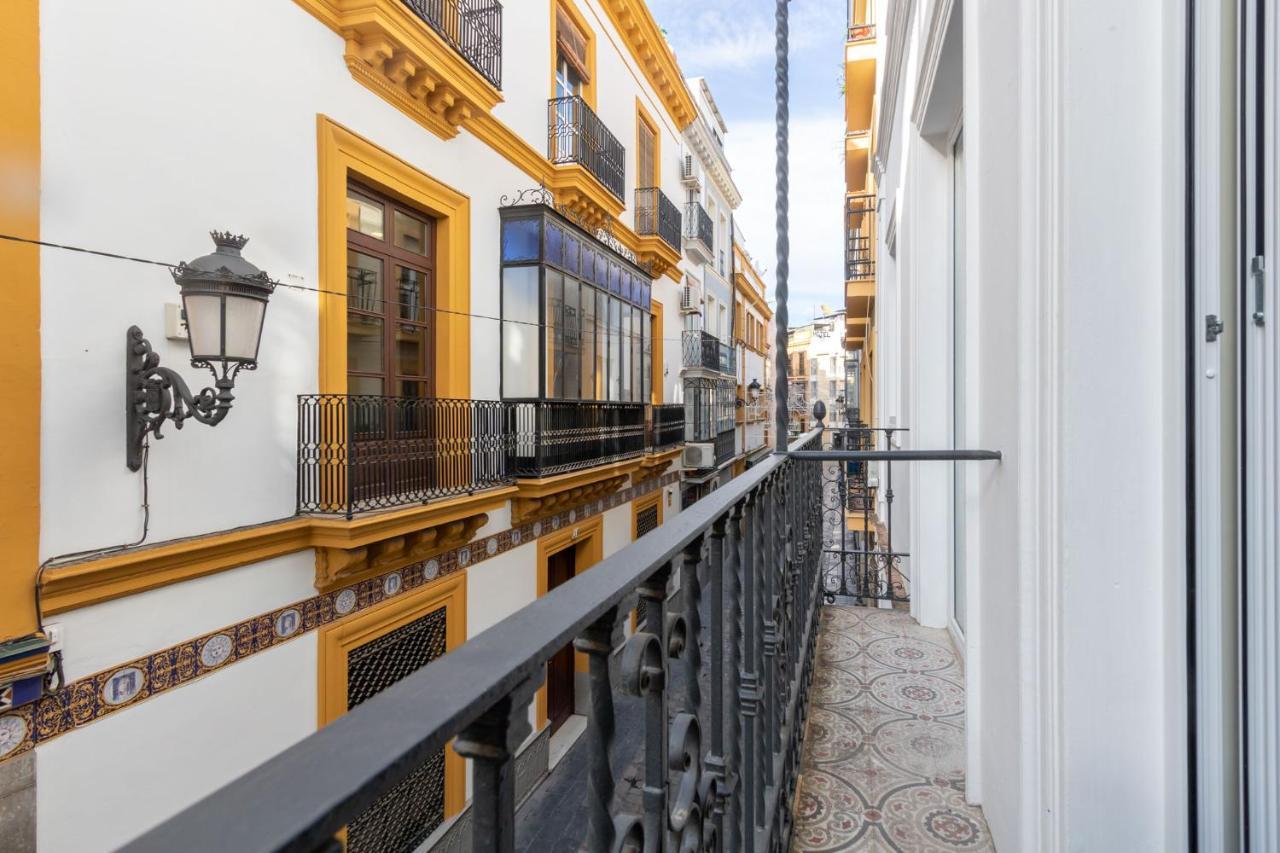 Harinas Central Apartments By Valcambre Севілья Екстер'єр фото